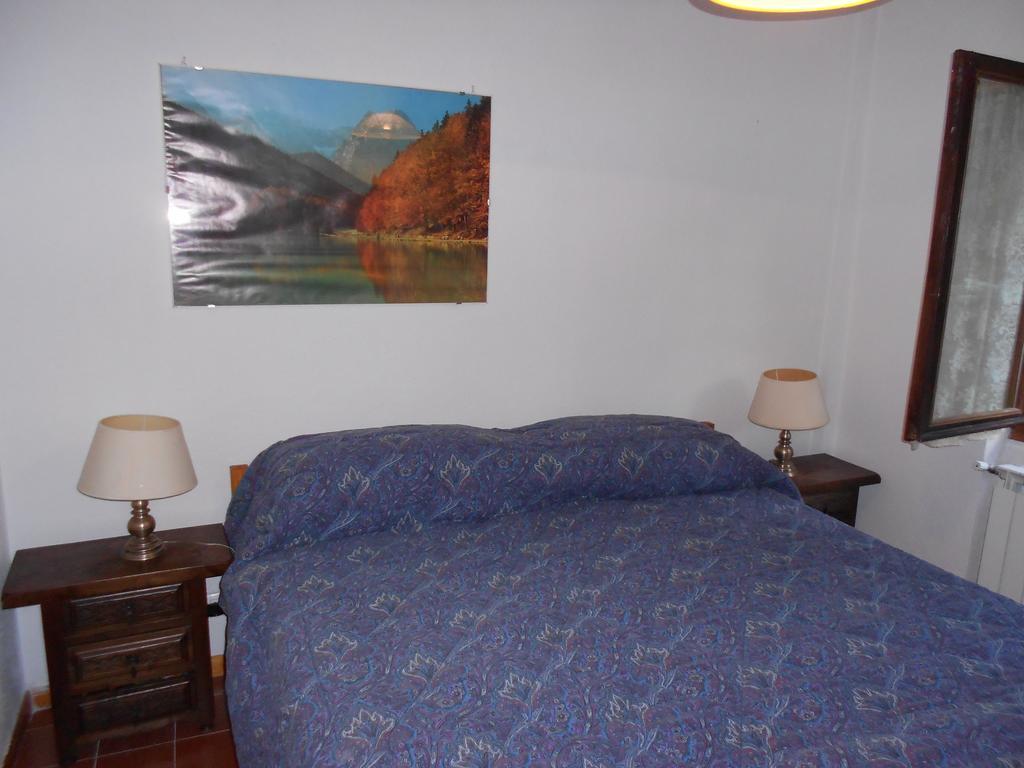 Appartamento Roccione Ovindoli Habitación foto
