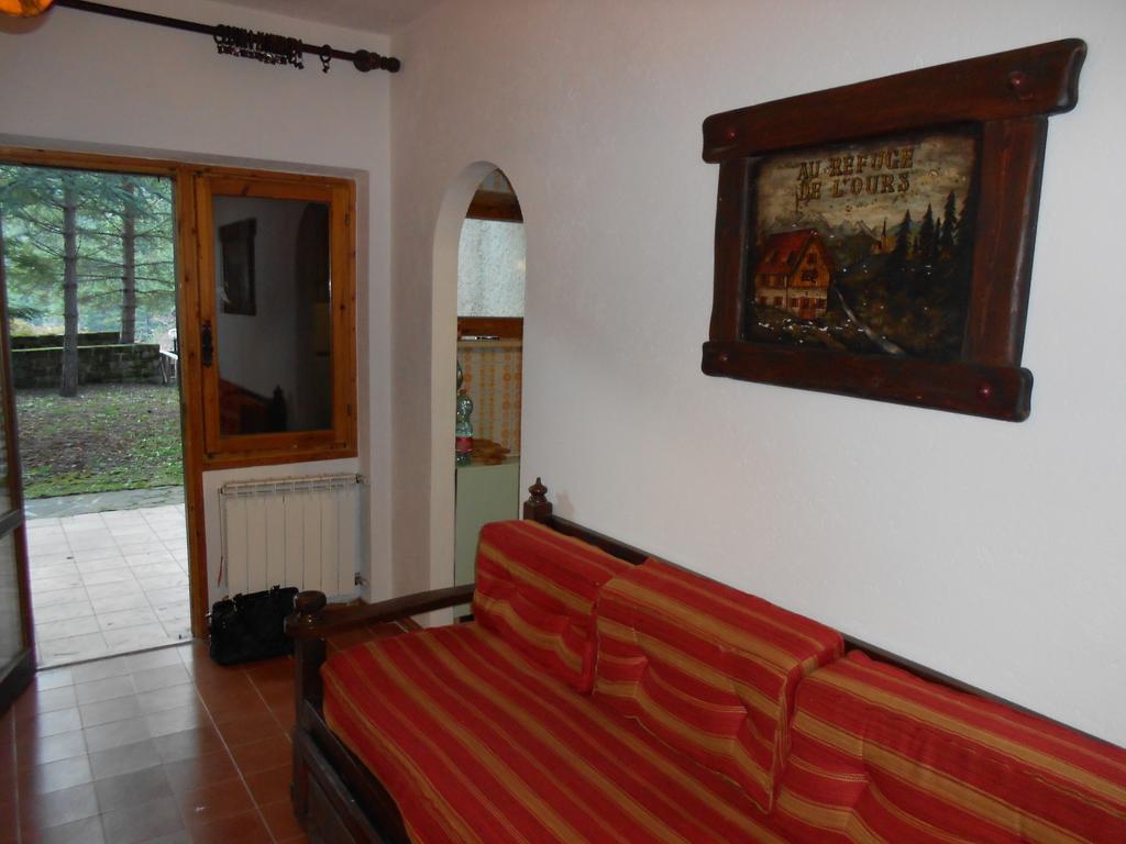 Appartamento Roccione Ovindoli Habitación foto